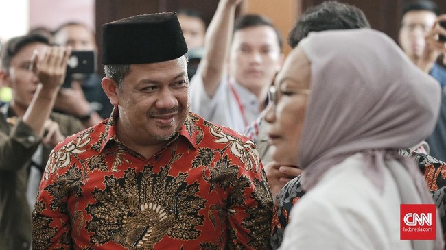 Saaat bersaksi di persidangan, Wakil Ketua DPR Fahri Hamzah mengaku tak tertarik untuk mencari tahu alasan Ratna Sarumpaet berbohong karena sudah meminta maaf.