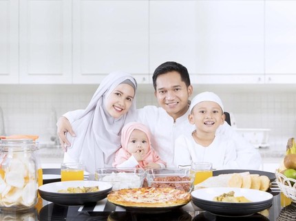 Nutrisi Tepat untuk Anak Puasa agar Pertumbuhannya Tak Terganggu
