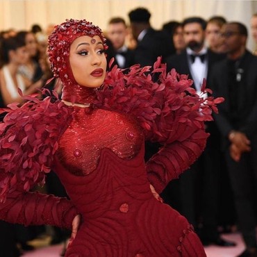 Met Gala 2019 Usung Tema Camp: Notes on Fashion