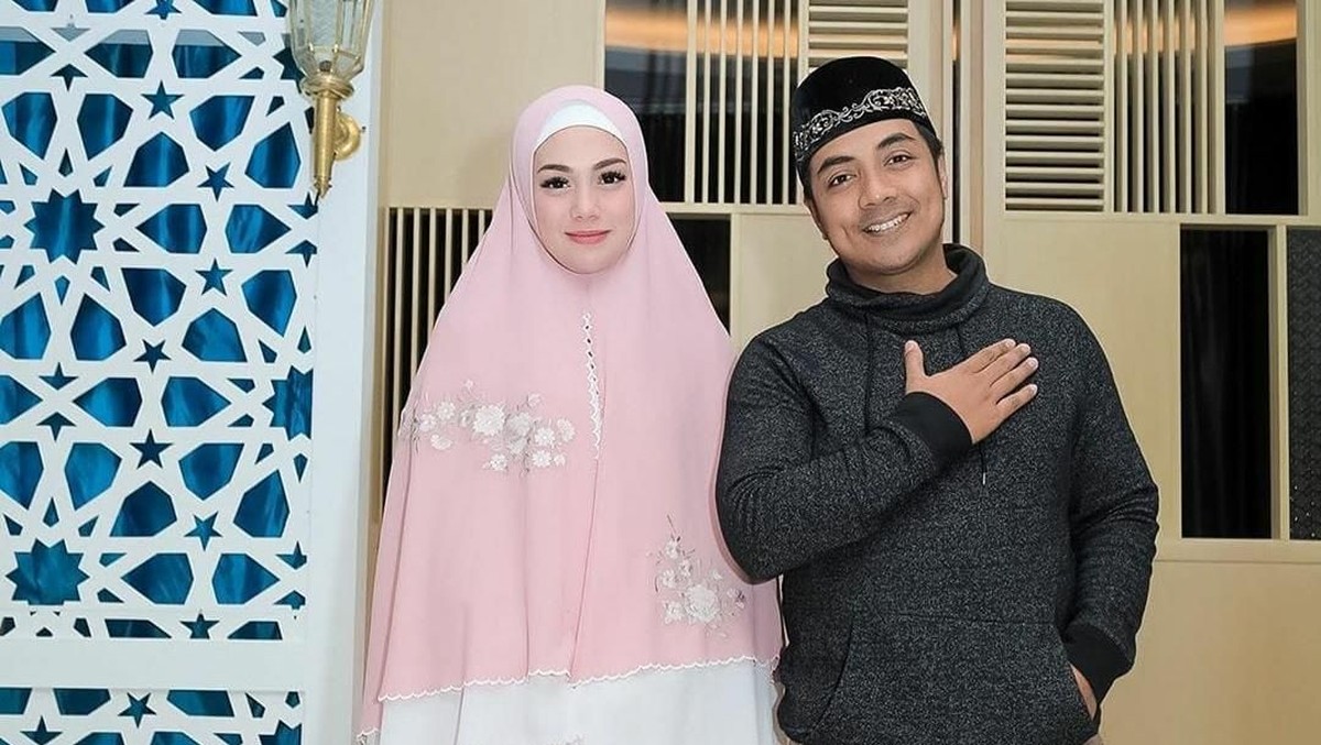 Celine Evangelista Hijab