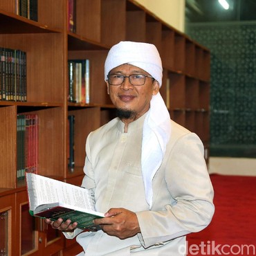 Aa Gym Tarik-Ulur Teh Ninih, Bilang Paling Cinta tapi Bolak-balik Cerai