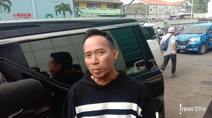 Denny Cagur bersyukur masih dipercaya sebagai seorang host pada program bulan ramadan.