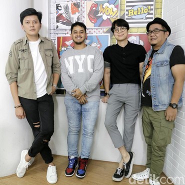 Lirik Lagu Sajadah Panjang - Yovie & Nuno