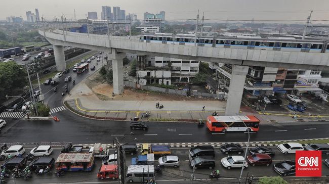 Ganjil-Genap Jakarta Jerat Mobil Hybrid