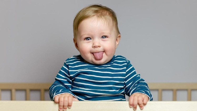 Memberi nama bayi laki-laki dari bangsa Persia bisa jadi inspirasi Bunda dan Ayah dalam memilih nama untun si jagoan kecil.