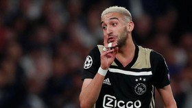 Pemain Muslim Ajax Bersikeras Puasa Lawan Tottenham