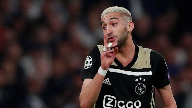 Para pemain Ajax Amsterdam yang beragama Islam akan tetap berpuasa saat bermain melawan Tottenham Hotspur di leg kedua semifinal Liga Champions.