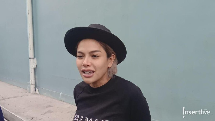 Team Pembela Kehormatan Advokat akan melaporkan Nikita Mirzani ke Polda Metro Jaya.