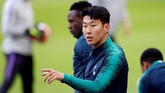 FOTO: Jelang Duel Terakhir Ajax Amsterdam vs Tottenham Ajax Amsterdam dan Tottenham Hotspur dalam kondisi terbaik usai menjalani latihan terakhir jelang leg kedua semifinal Liga Champions.
