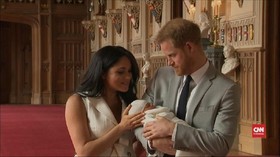 Meghan Markle Pakai Cincin Tunangan Baru