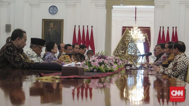 Proses pelaporan hasil kerja BPIP kepada Presiden RI Jokowi itu dilakukan tertutup dari awak media di Istana Merdeka, Jakarta Pusat.