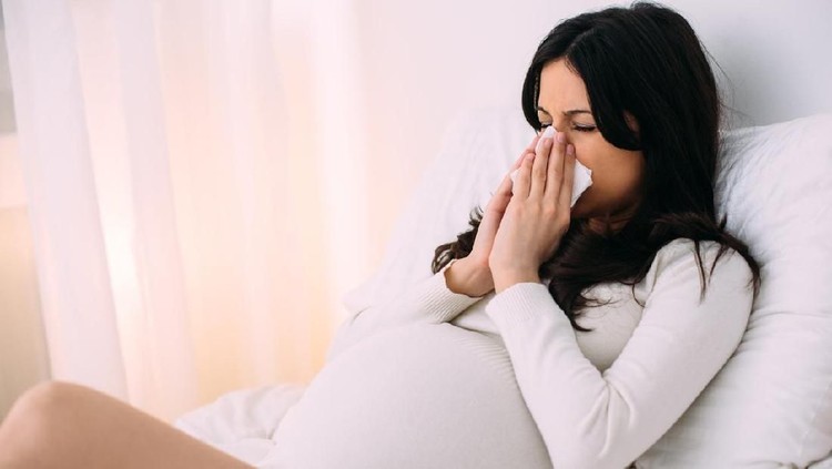 Tuberkulosis atau TB juga bisa dialami ibu hamil. Ketika ini terjadi, apa yang mesti dilakukan?