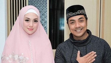img-title Ustaz Riza Ungkap Keseriusan Celine Evangelista Belajar Mengaji