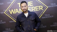 Sang Anak Kerja Jaga Toko di Mall, Tora Sudiro Diam-diam Ngintip dan Terharu