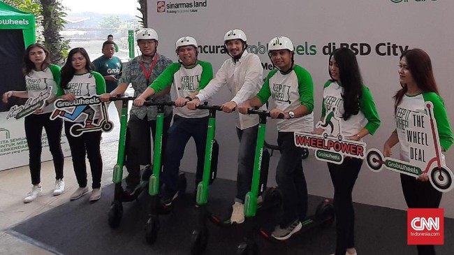 Operasional GrabWheels yang beroperasi sejak Mei lalu dengan jumlah otopet mencapai 1.000 unit disebut tak meminta izin dari Kemenhub dan Polisi.