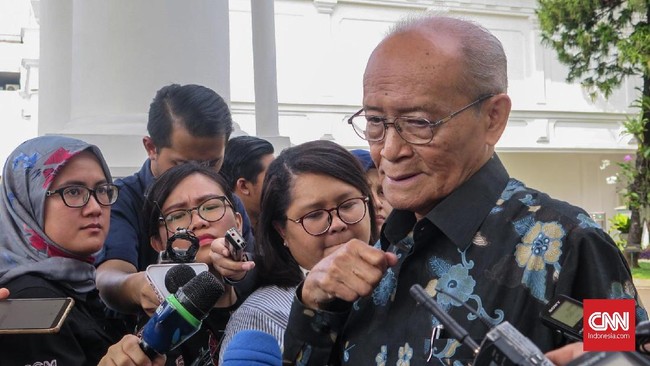 Ketua Takmir Masjid Gede Kauman Azman Latif mengatakan jenazah Buya Syafii Maarif akan disemayamkan di masjid tersebut sampai pukul 15.00 WIB.