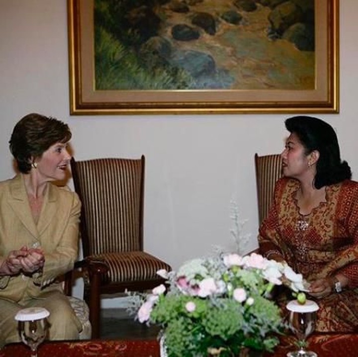 <p>Cepat sembuh Bu Ani dan semoga persahabatnnya dengan Laura Bush tetap terjalin erat. (Foto: Instagram/ @aniyudhoyono)  </p>