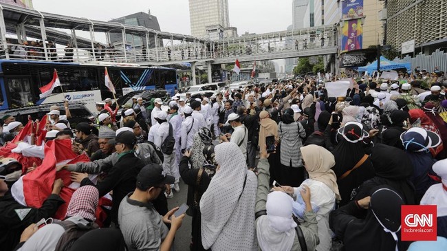 Kepolisian Palembang sudah mempersiapkan berbagai tahapan menghadapi kelompok yang mengatasnamakan 'people power'.
