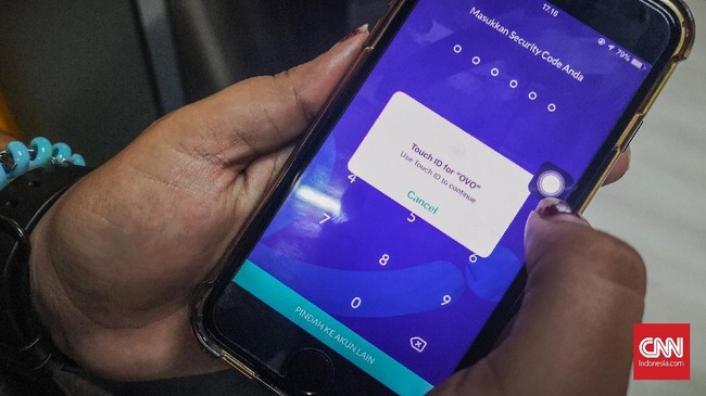 KPPU mengaku masih mengusut dugaan monopoli yang dilakukan Ovo, karena dompet elektronik ini satu-satunya yang bisa digunakan di sejumlah tempat parkir.