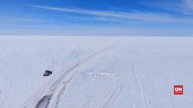 VIDEO: Salar de Uyuni, Wisata Alam Mengagumkan di Bolivia