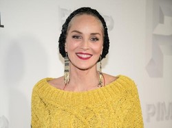 Peraih Golden Globe Sharon Stone Cerita Kisah Hidupnya, Seperti Apa?