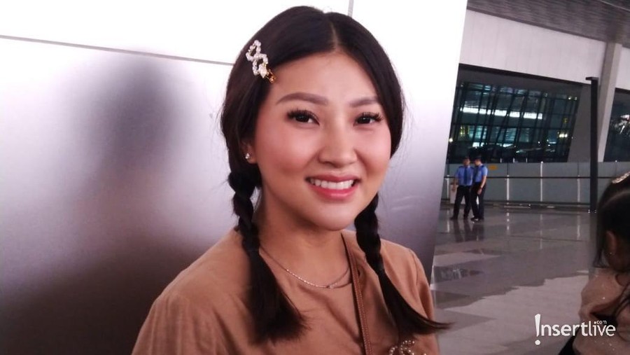 Sarwendah sudah bertolak ke Singapura untuk lahiran tanpa Ruben Onsu