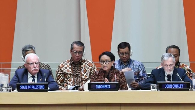 Pimpin rapat DK PBB, Indonesia mendesak dunia memperkuat tekanan terhadap Israel yang terus memperluas permukiman ilegalnya di wilayah Palestina.