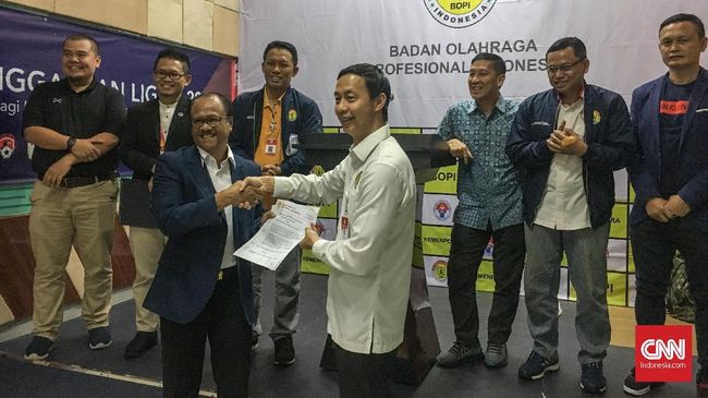 Presiden Diminta Buat Paket Kebijakan Olahraga Pasca Corona BOPI meminta Presiden RI Joko Widodo membuat paket kebijakan guna membantu olahraga profesional pasca terkena dampak wabah virus corona.