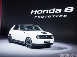 Honda Kurang Greget Dibandingkan Merek Lain Soal Mobil Listrik di RI?