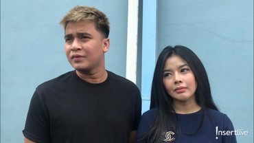 Elvia Carolline Siap Terima Lamaran Billy Syahputra?
