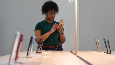 img-title Diuji Terbatas, Kartu Kredit Apple Dibagikan ke Karyawan