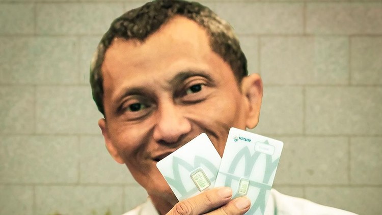 Mitra pengemudi GrabCar, Rudi Zulkarnain terpilih sebagai salah satu #PahlawanTopUp. Keren!
