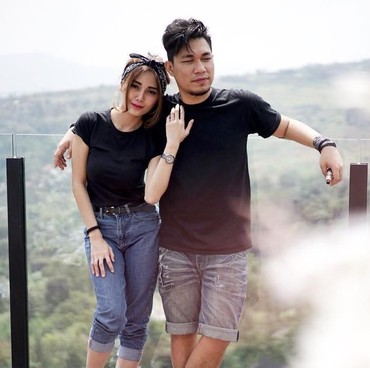 Dikaruniai Anak Pertama, Rizal Armada Ingin 5 Anak Lagi