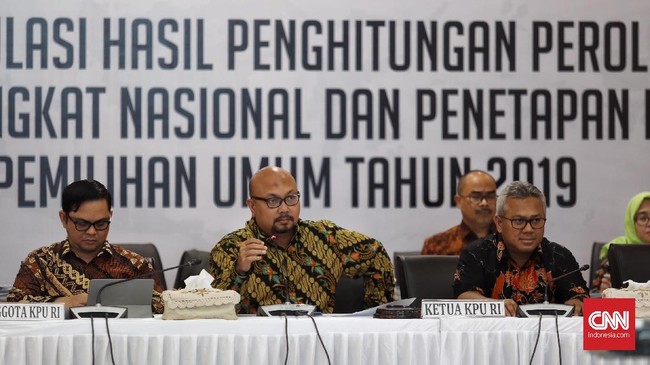 Penghitungan suara tinggal menyisakan Papua dan Maluku. KPU berharap semua bisa diselesaikan malam ini.