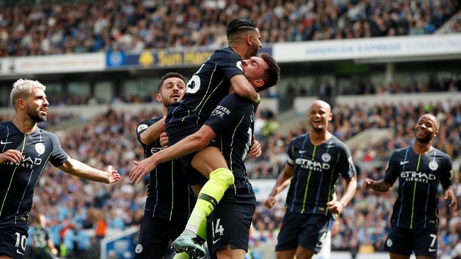 Keberhasilan Manchester City jadi juara Liga Inggris terasa kurang lengkap karena mereka gagal melangkah jauh di Liga Champions musim ini.