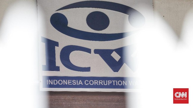 ICW menilai Presiden Jokowi rugi jika tak melibatkan KPK dalam seleksi anggota kabinet periode kedua karena kepercayaan publik akan turun.