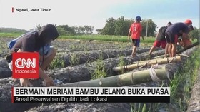 VIDEO: Serunya Bermain Meriam Bambu saat Jelang Buka Puasa