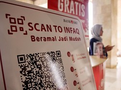 Bye-bye Tunai, Bayar Infak di Masjid Kini Cukup Pakai Jempol