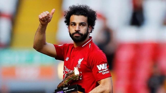 Gelar pencetak gol terbanyak Liga Inggris musim ini dimiliki oleh tiga pemain yaitu Mohamed Salah, Sadio Mane, dan Pierre Emerick Aubameyang.