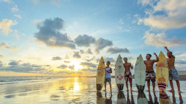 5 Negara Terbaik di Asia untuk Surfing