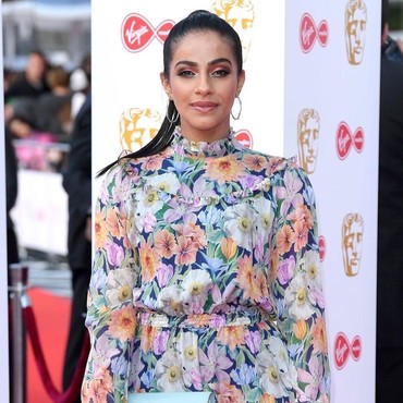 6 Gaun Terburuk Ajang BAFTA 2019