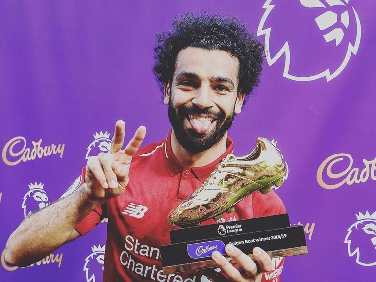Berikut ini galeri foto para pemain Liverpool yang raih penghargaan meski gagal mengalahkan Manchester City dalam perebutan juara Liga Inggris 2018-2019.