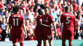 FOTO: Pesta Liverpool Meski Tak Sampai Juara Liga Inggris
