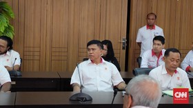 Tak Digaji Empat Bulan, Ellyas Pical Mengadu ke Kemenpora