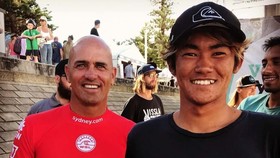Peselancar Indonesia Kalahkan Juara Dunia Surfing di WSL 2019