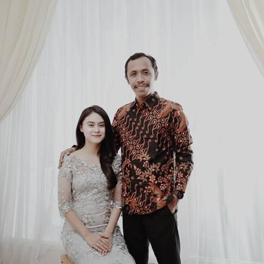 Profil Dwinda Ratna Mantan Istri Furry Setya 'Mas Pur'