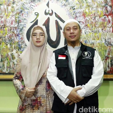 Lilitan Ari-ari di Leher Anak Terlepas, Begini Reaksi Istri Opick