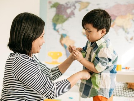 Menjawab Pertanyaan Anak 'Kok Bunda Enggak Puasa?'