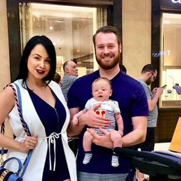 <p>Pemain 90 Day Fiance: Happily Ever After? Season 3, Paola Mayfield menyandang status ibu baru setelah bayi lelakinya, Axel, lahir pada 1 Januari 2019. Axel merupakan buah cinta Mayfield dengan suaminya, Russ. (Foto: Instagram/ @paola_mayfield)</p>