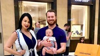 <p>Pemain 90 Day Fiance: Happily Ever After? Season 3, Paola Mayfield menyandang status ibu baru setelah bayi lelakinya, Axel, lahir pada 1 Januari 2019. Axel merupakan buah cinta Mayfield dengan suaminya, Russ. (Foto: Instagram/ @paola_mayfield)</p>